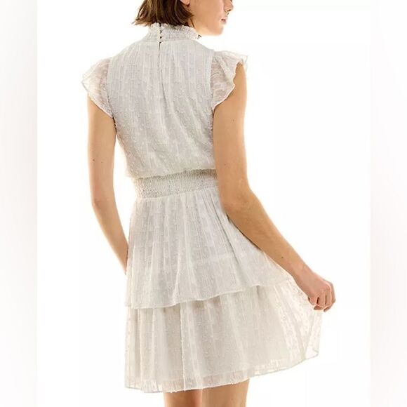 BCX Juniors' Swiss-Dot Dress,New off white Short sleeves Smocked neckline Large - Picture 4 of 12